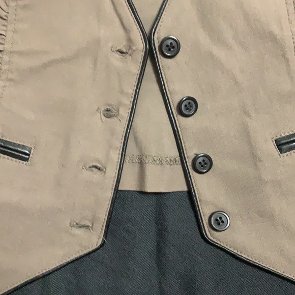 Style Vest - Picture 5 of 5